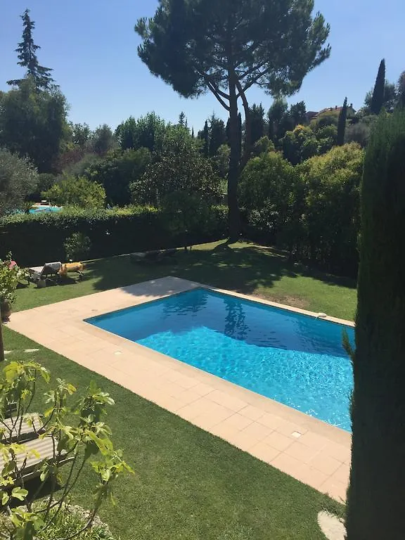 Superb Villa With Private Pool Saint-Paul-de-Vence Frankreich
