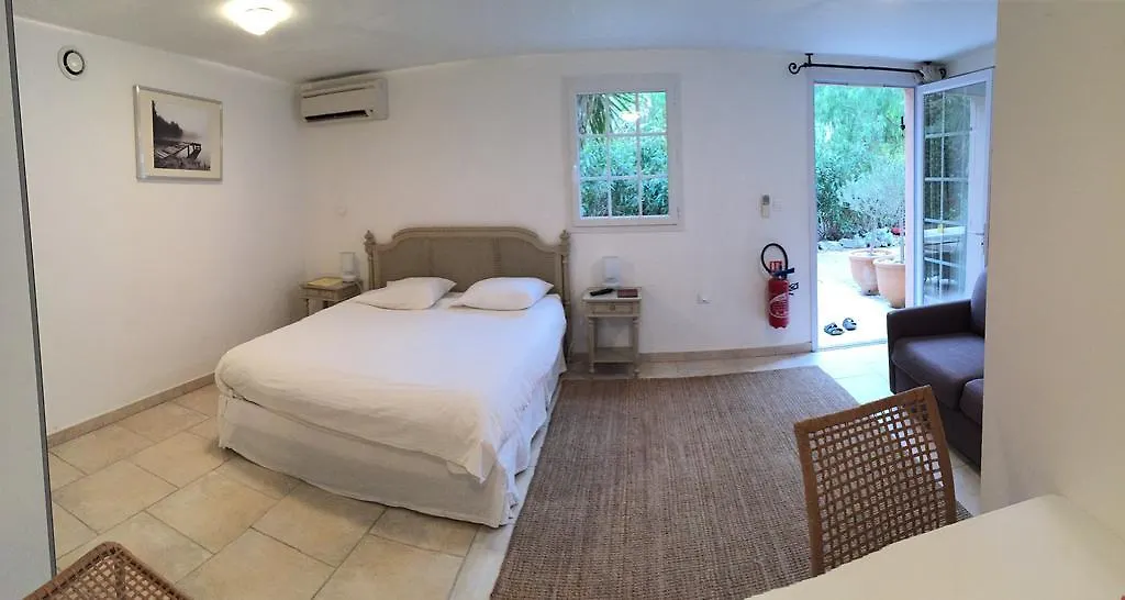 Superb Villa With Private Pool Saint-Paul-de-Vence